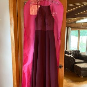 Sorella Vita gown 9146 burgundy size 10